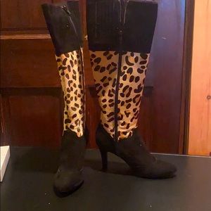 Leopard suede leather boots